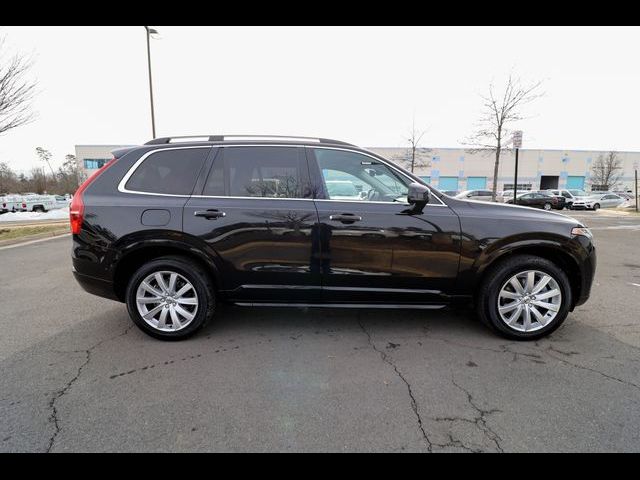 2017 Volvo XC90 Momentum