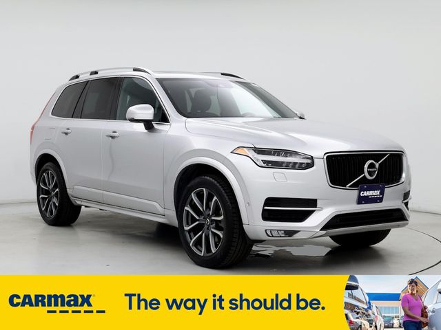 2017 Volvo XC90 Momentum