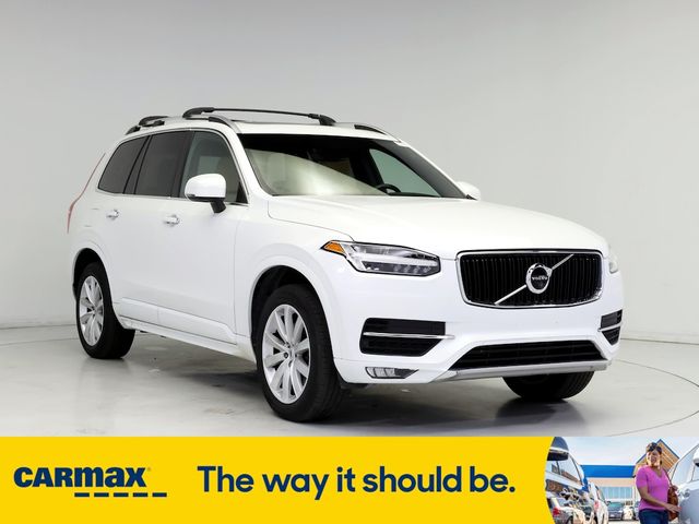 2017 Volvo XC90 Momentum