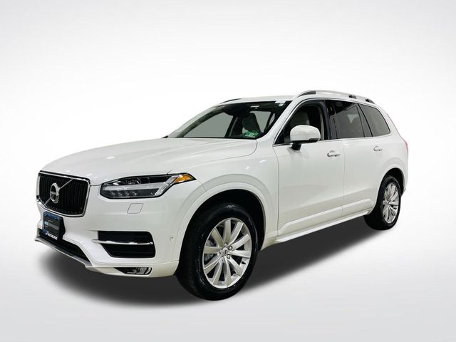 2017 Volvo XC90 Momentum