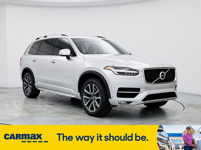 2017 Volvo XC90 Momentum