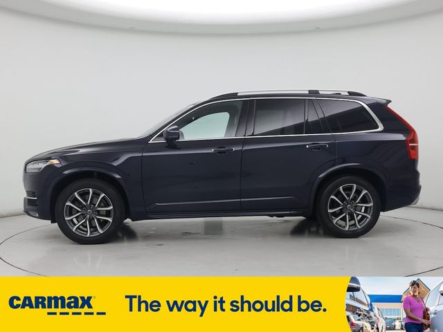 2017 Volvo XC90 Momentum