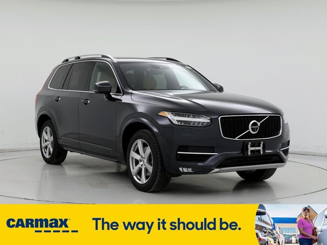 2017 Volvo XC90 Momentum