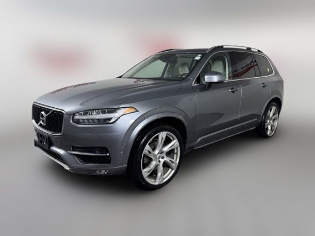 2017 Volvo XC90 Momentum