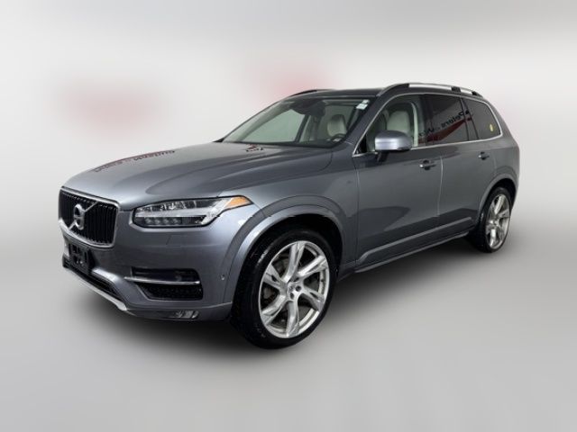 2017 Volvo XC90 Momentum