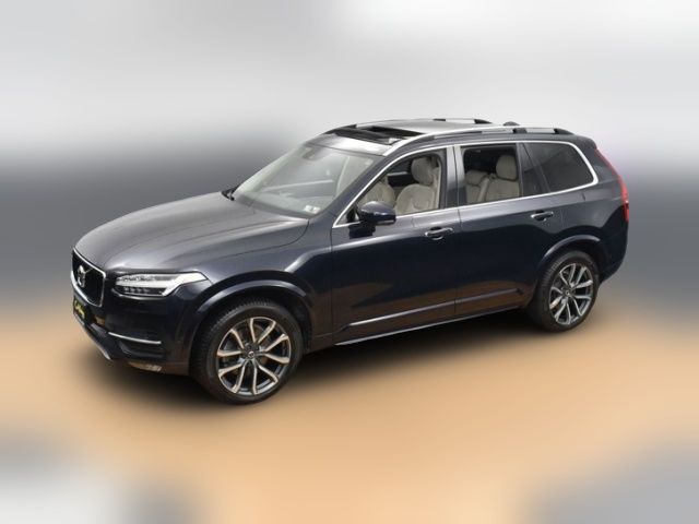 2017 Volvo XC90 Momentum