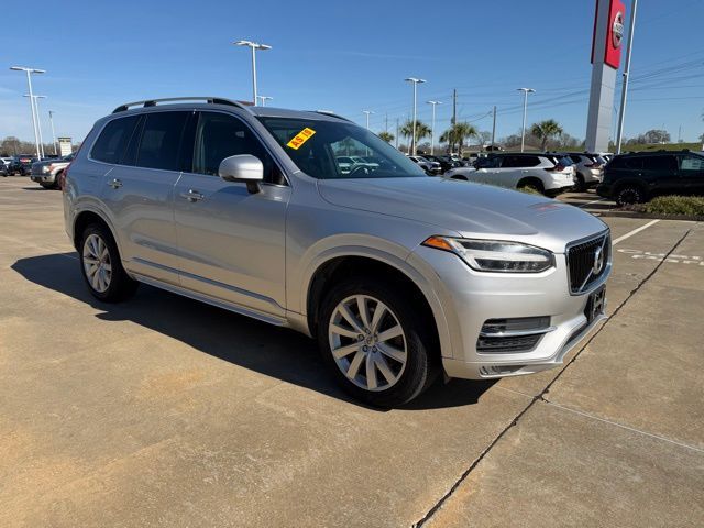 2017 Volvo XC90 Momentum