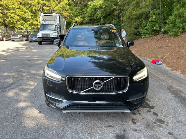 2017 Volvo XC90 Momentum