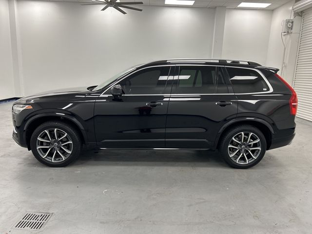 2017 Volvo XC90 Momentum