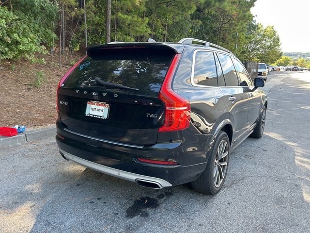 2017 Volvo XC90 Momentum