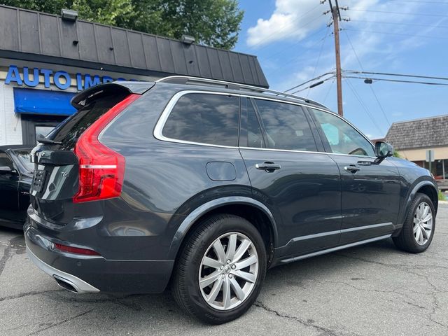 2017 Volvo XC90 Momentum