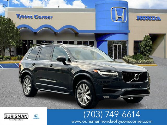 2017 Volvo XC90 Momentum