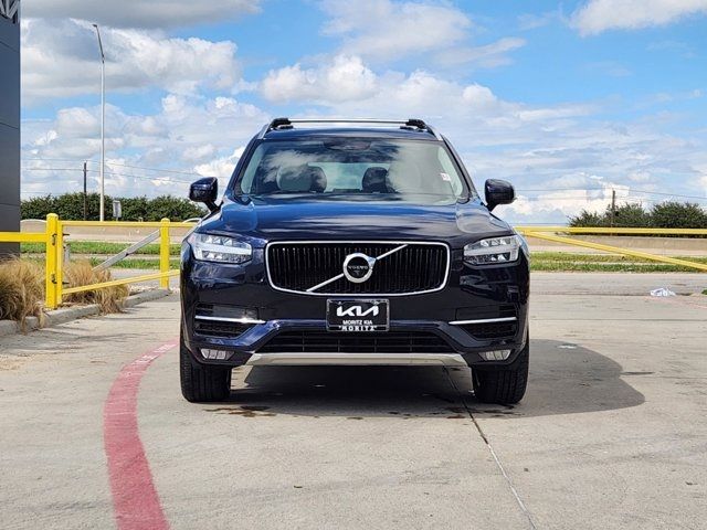 2017 Volvo XC90 Momentum