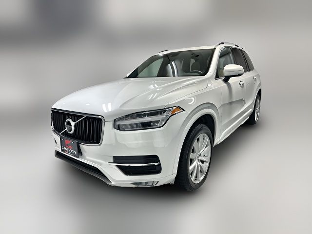 2017 Volvo XC90 Momentum