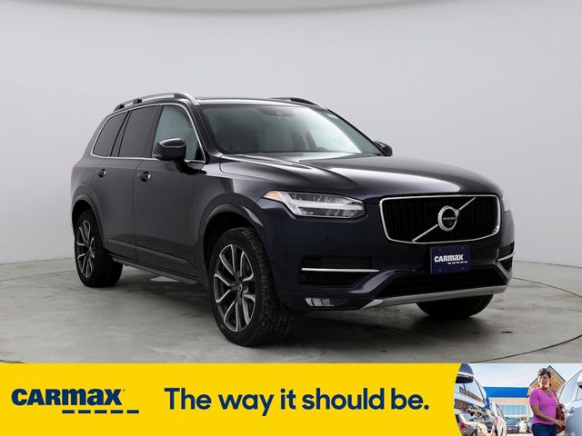 2017 Volvo XC90 Momentum