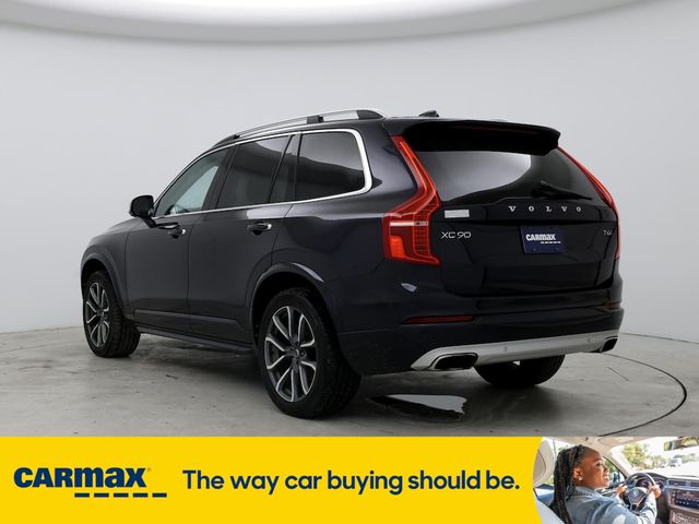 2017 Volvo XC90 Momentum