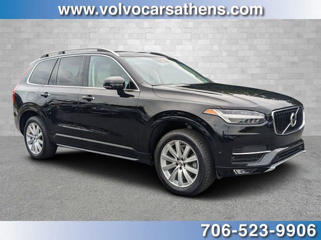 2017 Volvo XC90 Momentum