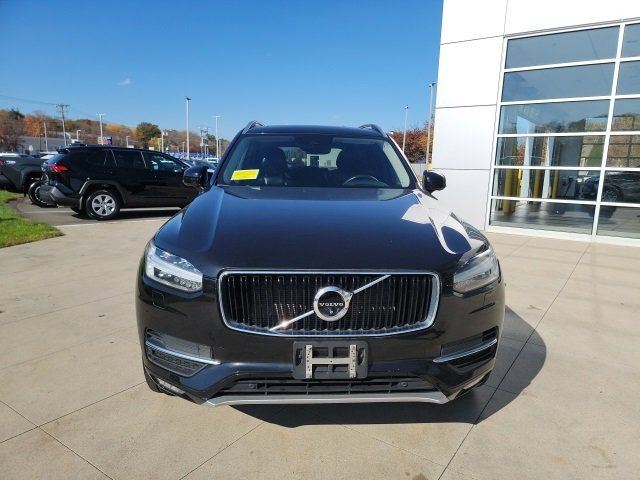 2017 Volvo XC90 Momentum