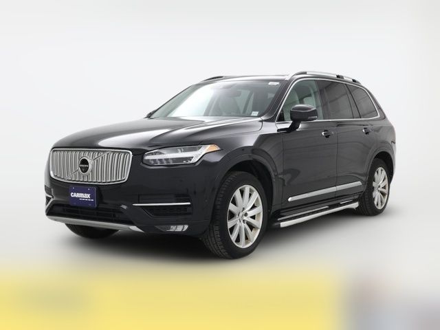 2017 Volvo XC90 Momentum