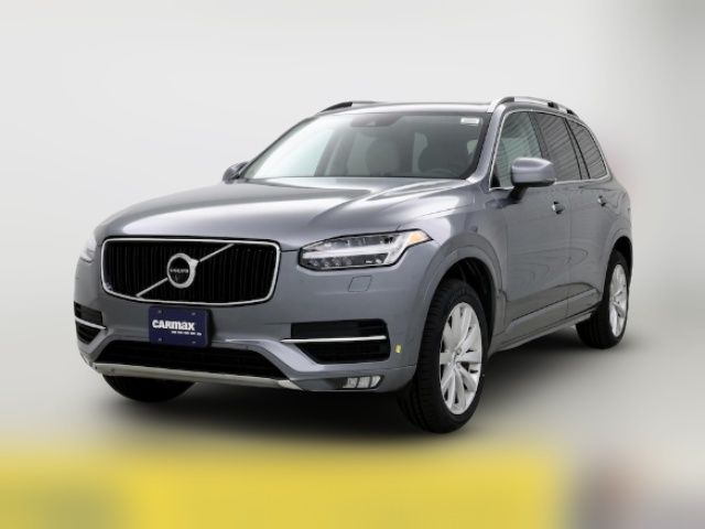 2017 Volvo XC90 Momentum