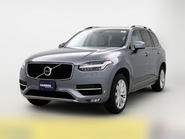 2017 Volvo XC90 Momentum