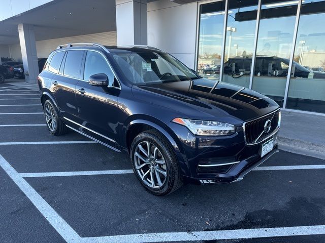 2017 Volvo XC90 Momentum