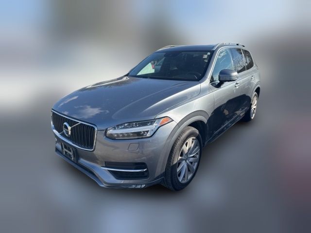 2017 Volvo XC90 Momentum