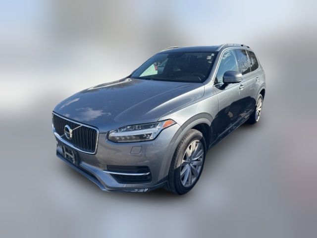 2017 Volvo XC90 Momentum