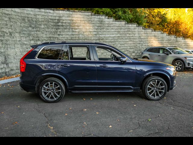 2017 Volvo XC90 Momentum