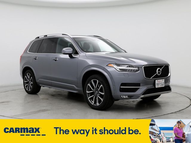 2017 Volvo XC90 Momentum