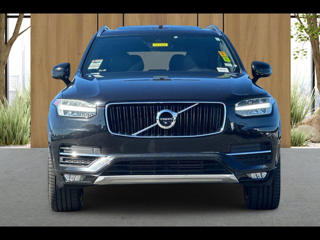 2017 Volvo XC90 Momentum