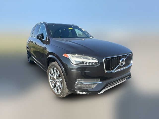 2017 Volvo XC90 Momentum