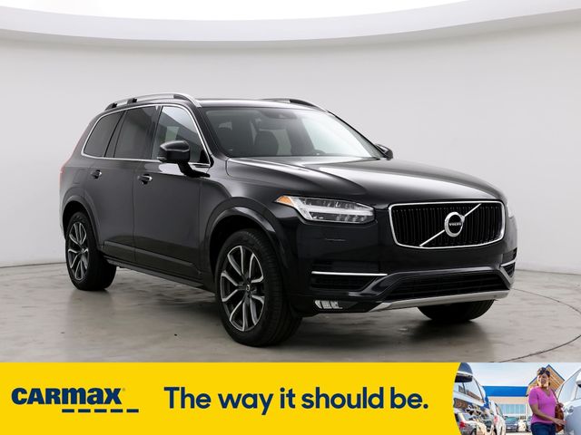 2017 Volvo XC90 Momentum