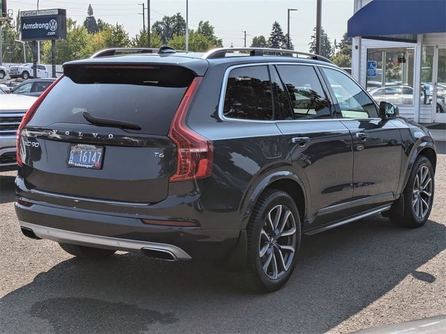 2017 Volvo XC90 Momentum