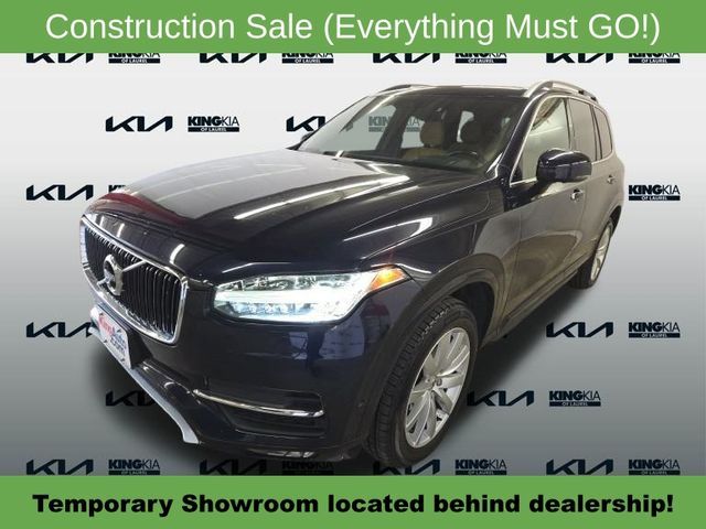 2017 Volvo XC90 Momentum