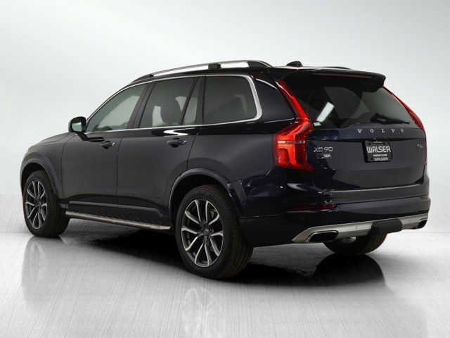 2017 Volvo XC90 Momentum