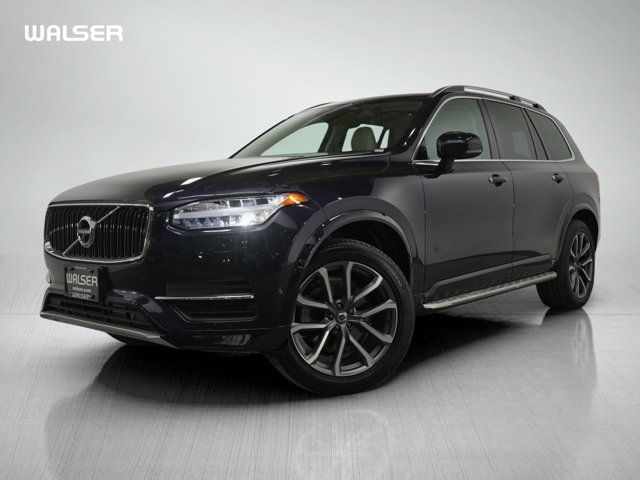 2017 Volvo XC90 Momentum