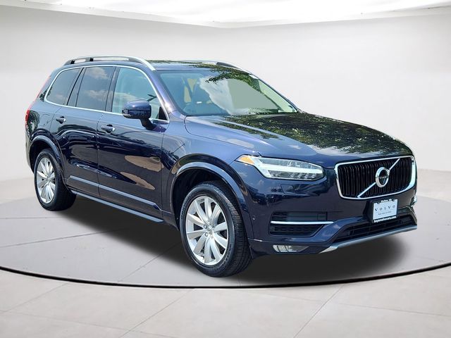 2017 Volvo XC90 Momentum