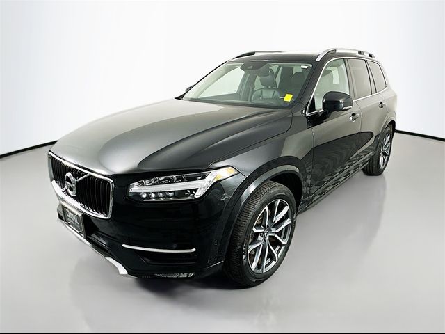 2017 Volvo XC90 Momentum