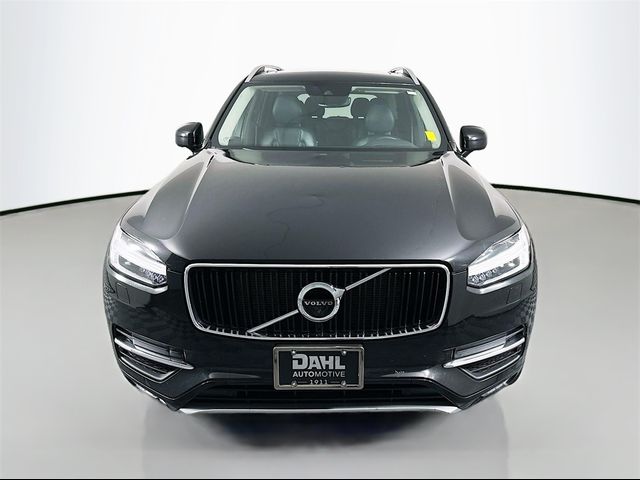 2017 Volvo XC90 Momentum