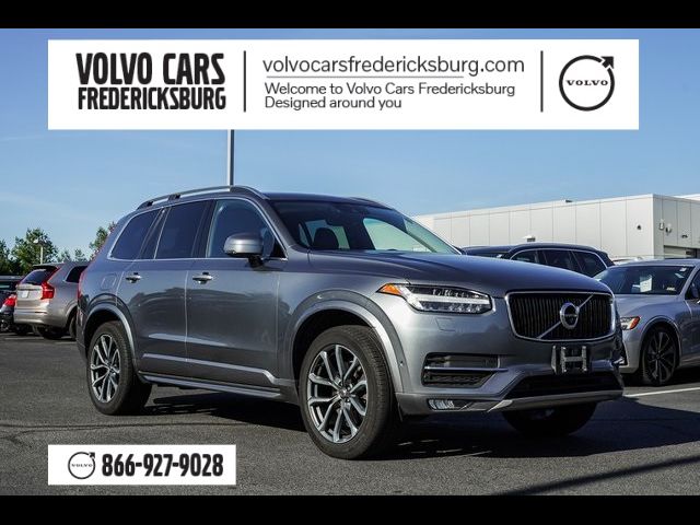 2017 Volvo XC90 Momentum