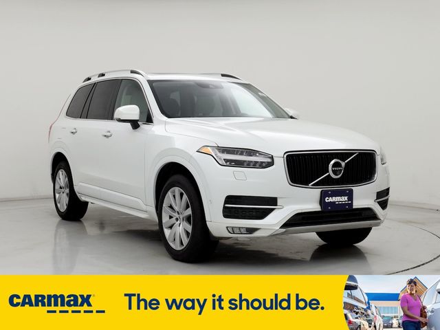 2017 Volvo XC90 Momentum