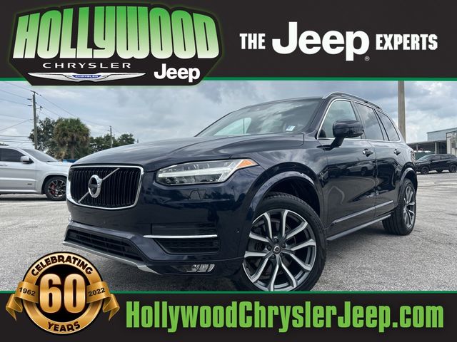 2017 Volvo XC90 Momentum