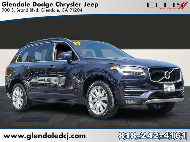 2017 Volvo XC90 Momentum