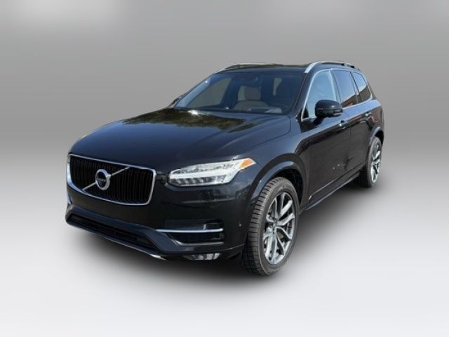 2017 Volvo XC90 Momentum