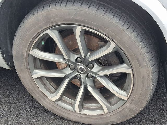 2017 Volvo XC90 Momentum