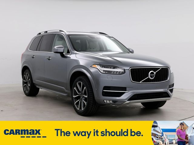 2017 Volvo XC90 Momentum