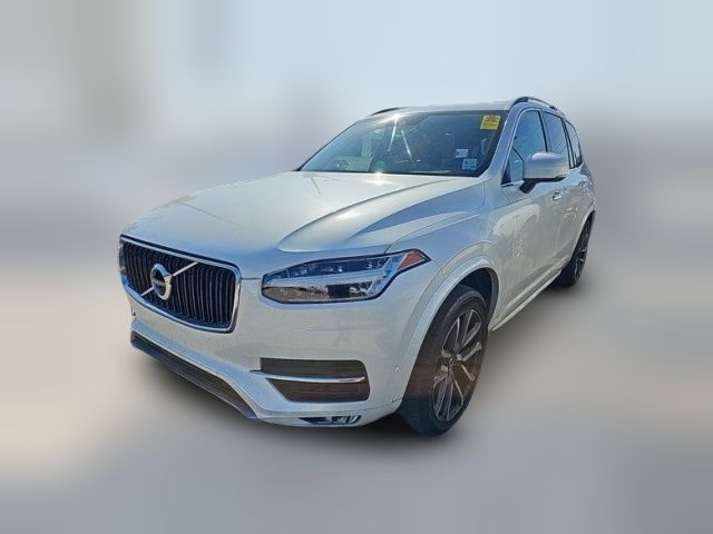 2017 Volvo XC90 Momentum