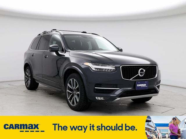 2017 Volvo XC90 Momentum