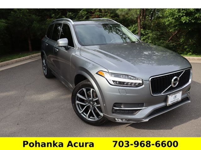 2017 Volvo XC90 Momentum